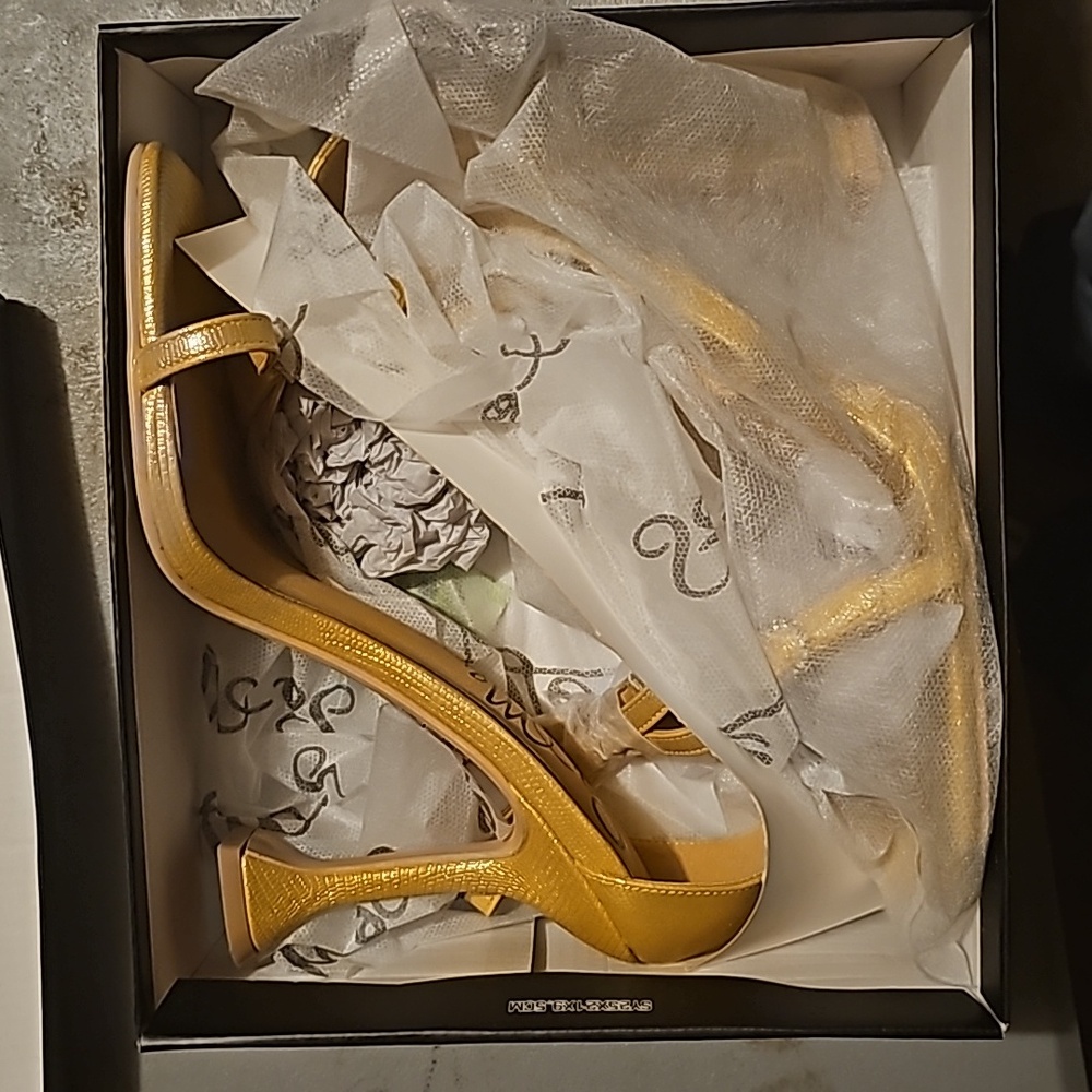 Gold heels